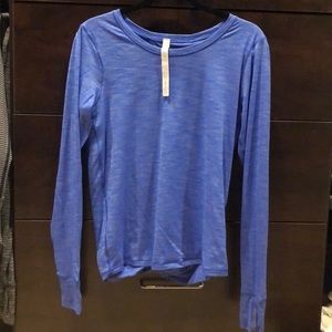 Lululemon long sleeve w/ open back size 8